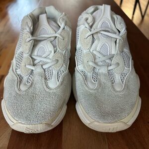 adidas YEEZY 500 in Blush